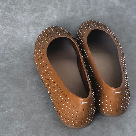 Beek Swiftlet Stud Ballet Slipper TAN - Picture 5 of 10